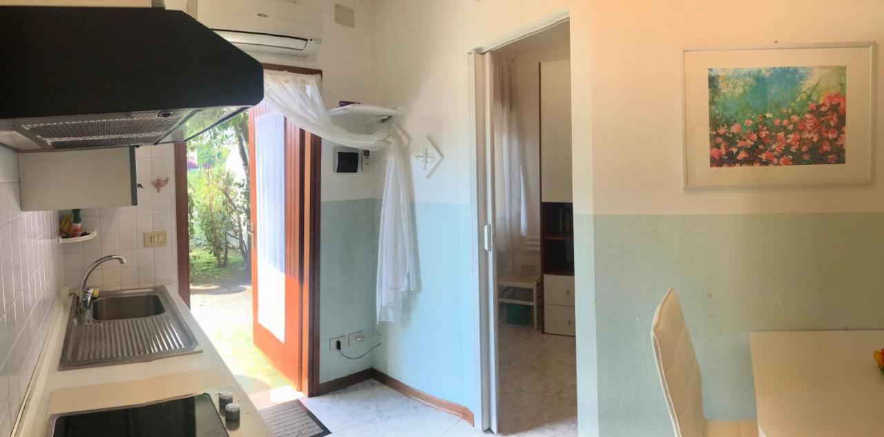 Villaggio Le Ginestre Бибионе Екстериор снимка